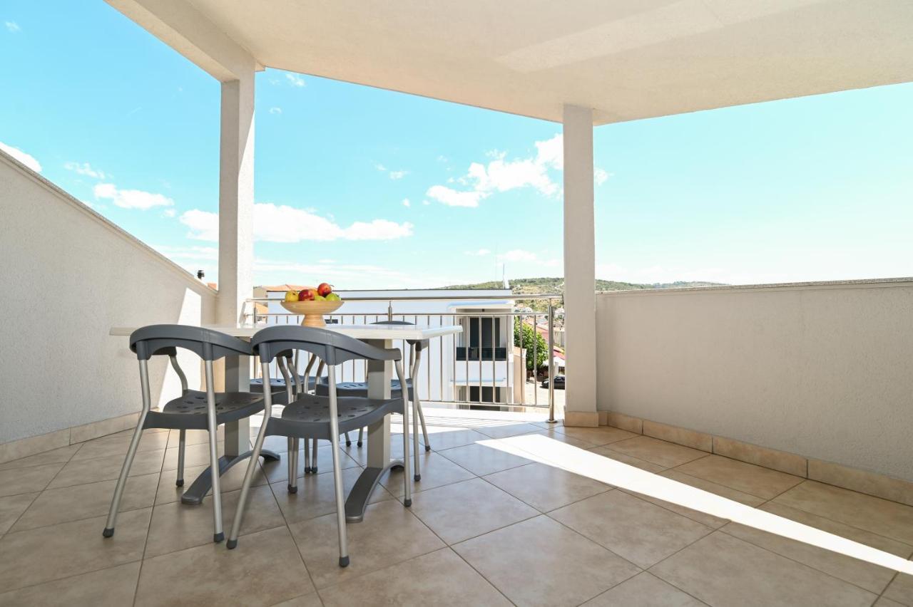 Apartmani Adria Trogir Ngoại thất bức ảnh