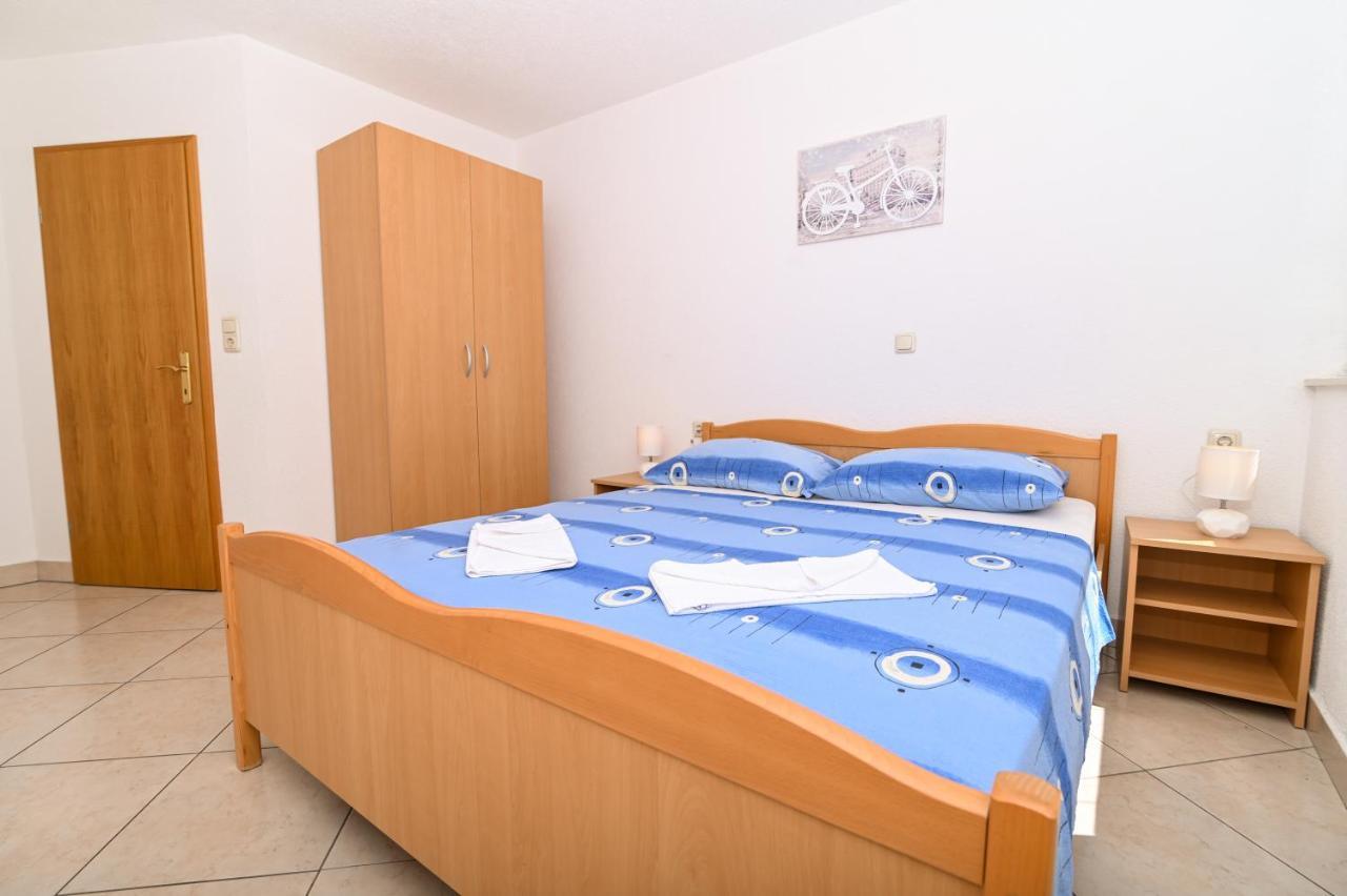 Apartmani Adria Trogir Ngoại thất bức ảnh