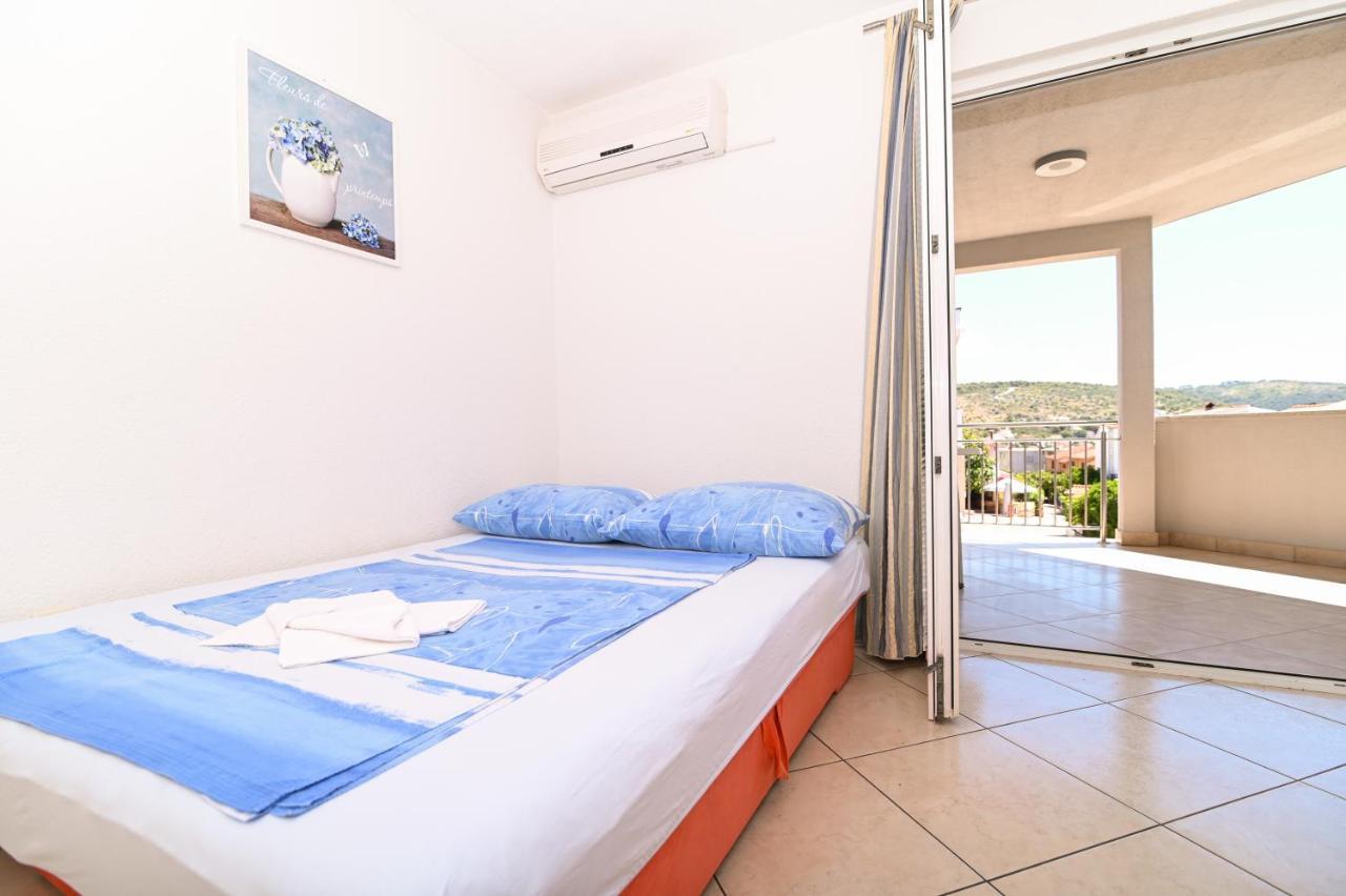 Apartmani Adria Trogir Ngoại thất bức ảnh