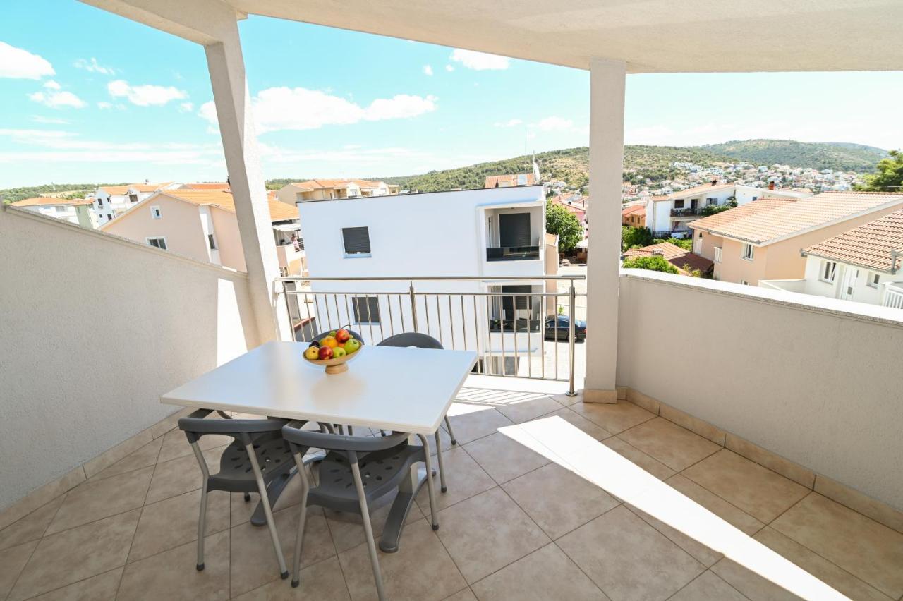Apartmani Adria Trogir Ngoại thất bức ảnh